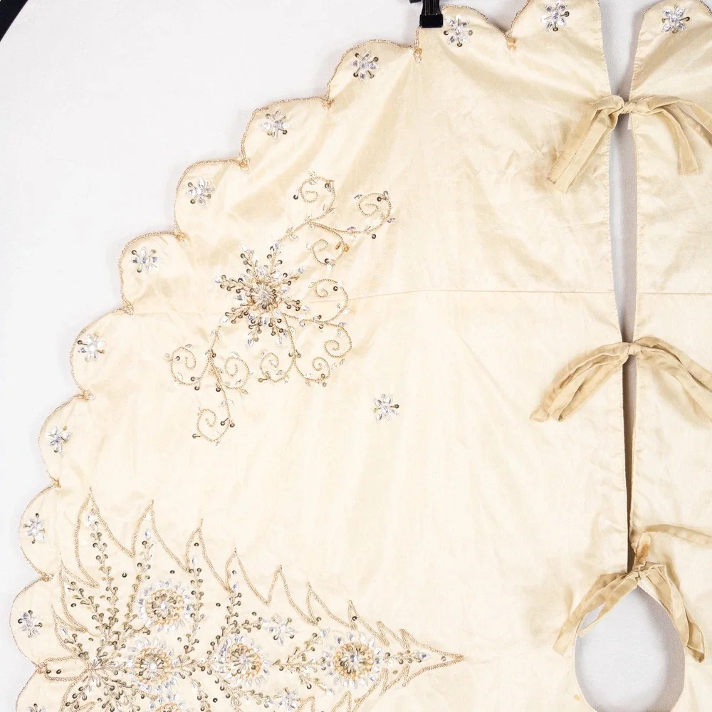 Pier 1 Imports Christmas Tree Skirt Cream Beaded Sequin Embroidered Gold Luxe